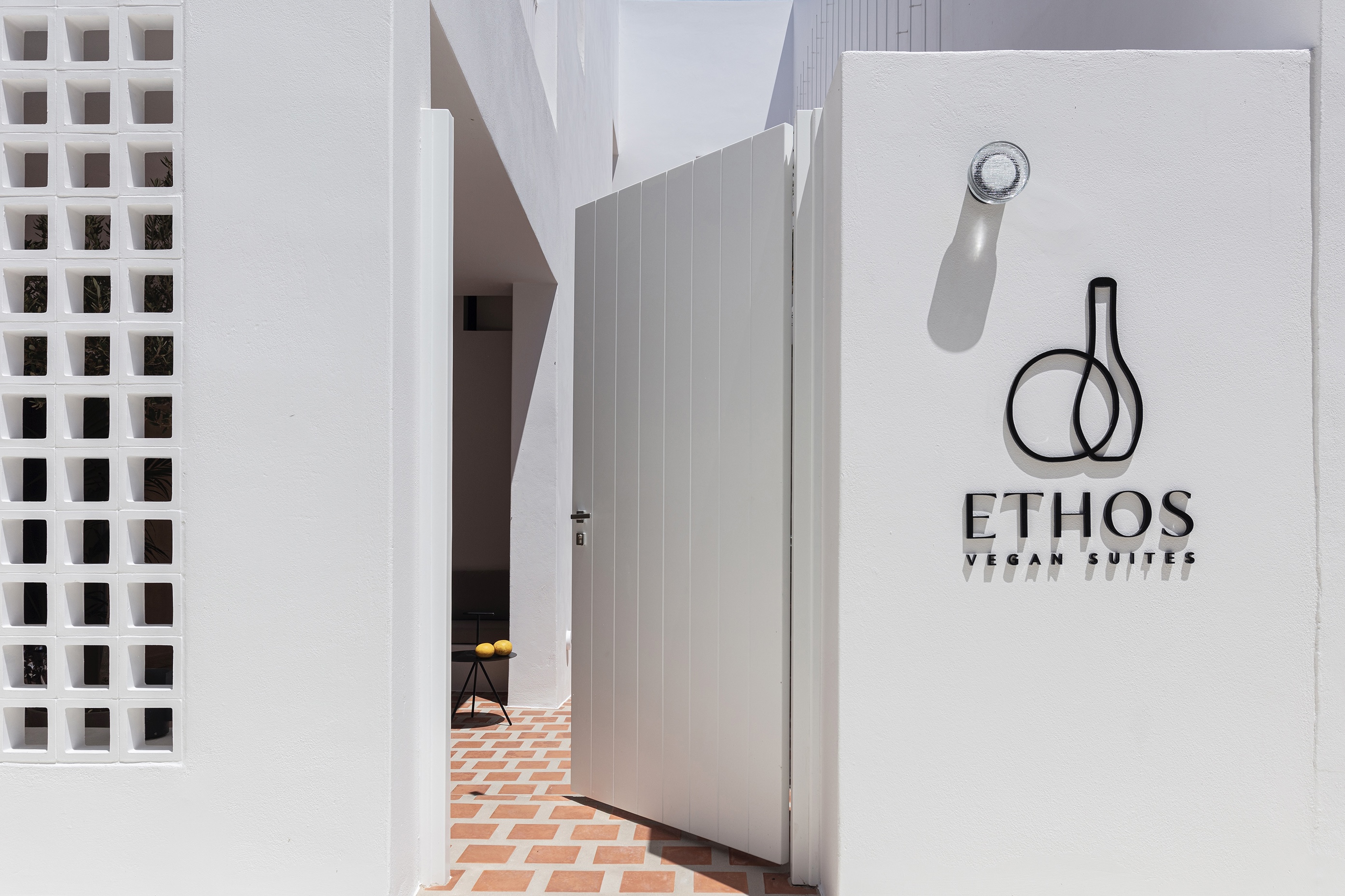 Ethos Vegan Suites Hotel Santorini Fira