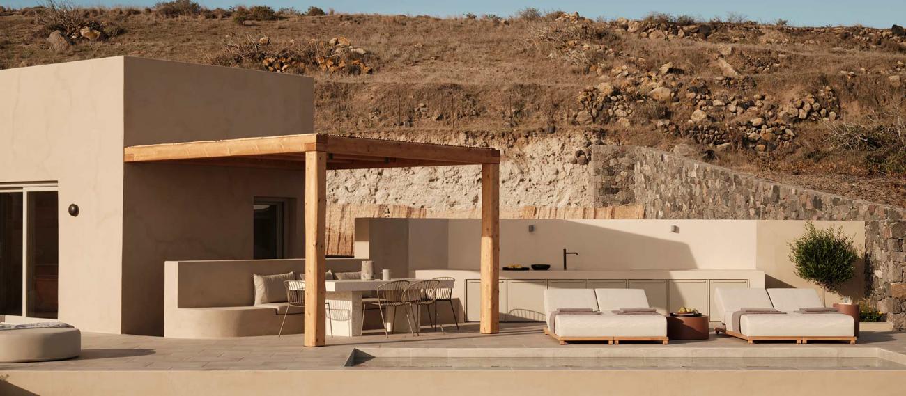 Ethos Vegan Retreat Imerovigli | Ethos Vegan Suites Hotel Santorini Fira